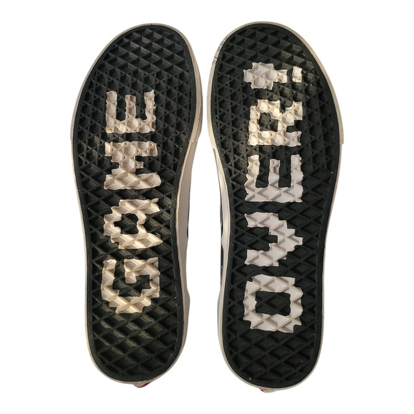 Vans X Nintendo Legend Of Zelda Parisian Classic Slip On Sneak Size M 8 , W 9.5 main image 6